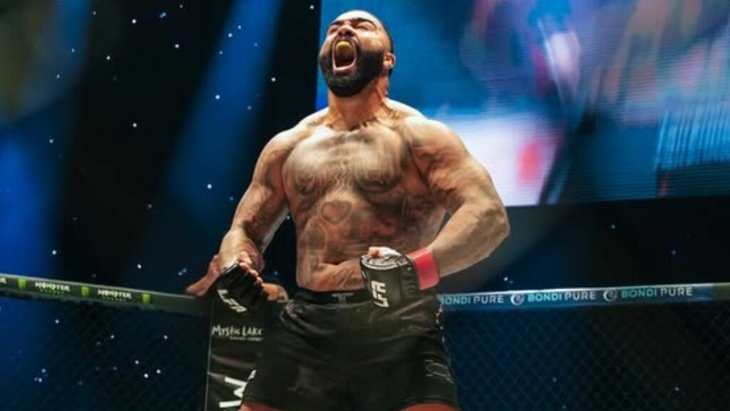 L'élève de Jon Jones met la pression aux poids lourds de l'UFC : "Il est temps..."