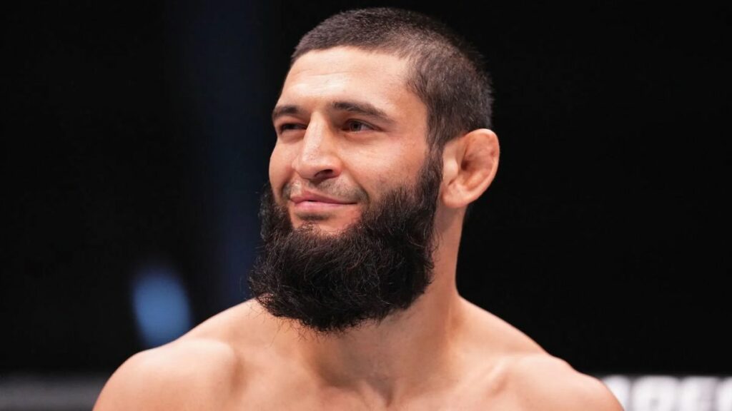 Quel est le prochain adversaire de Khamzat Chimaev après l'UFC Vancouver ?