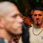 Tom Aspinall réagit à la victoire d'Alex Pereira : "Qui est le prochain..."