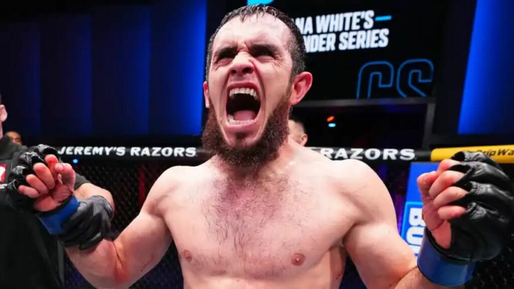 Un élève de Khabib signe à l’UFC grâce aux DWCS et signe un record fou