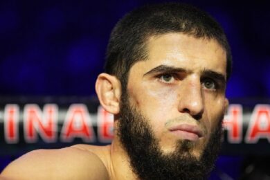 Islam-Makhachev-r&eacute;action-victoire-Arman-Tsarukyan-Dan-Hooker-ufc-Qatar