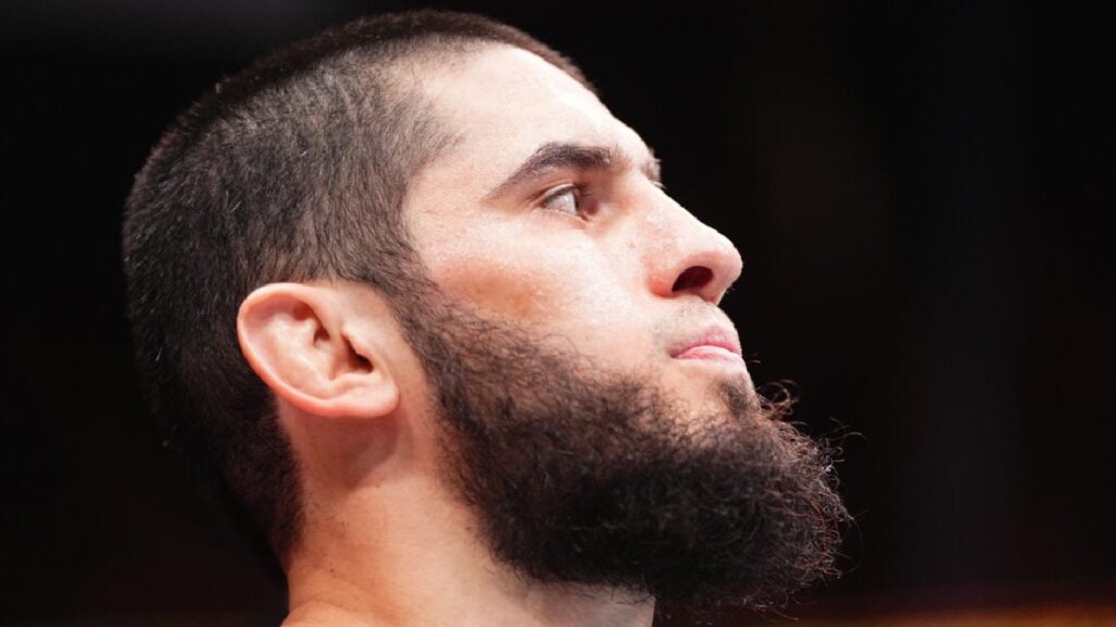 Islam Makhachev revient sur sa seule défaite en carrière