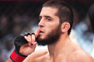 Islam-Makhachev-transformation-physique-poids-léger-welter-différences-ufc-322