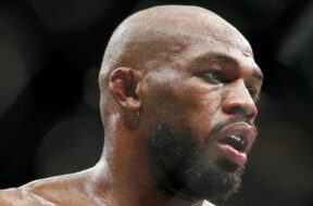 Jon-Jones-tacle-Aspinall-blessure-oeil-Ciryl-Gane-ufc
