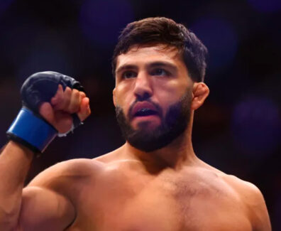 arman-tsarukyan-physique-ufc-qatar-dan-hooker