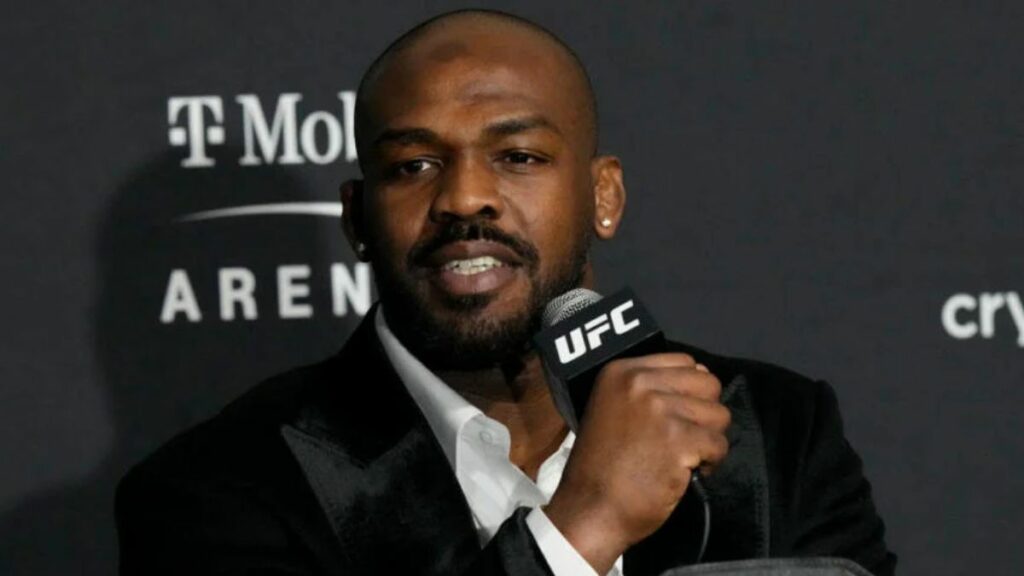 Jon Jones nomme le combattant de l'UFC qui l'a inspiré