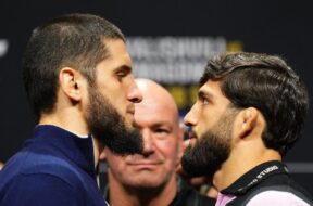 Arman-Tsarukyan-grappling-combat-Islam-Makhachev-ufc-mma