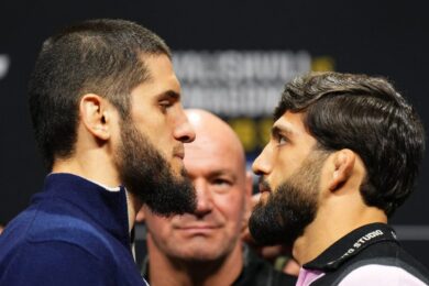 Arman-Tsarukyan-grappling-combat-Islam-Makhachev-ufc-mma