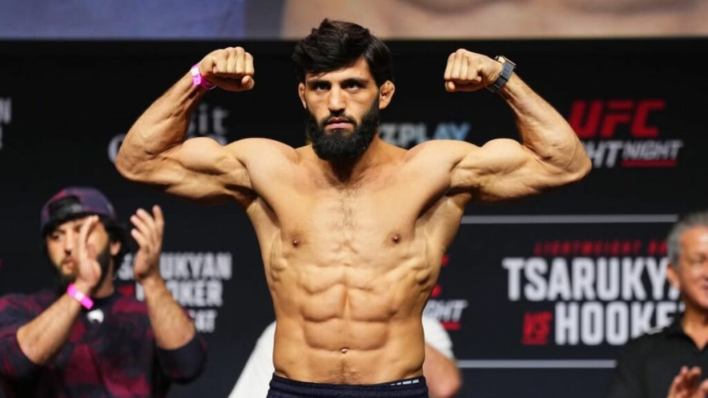 Arman Tsarukyan remporte la ceinture ACBJJ à la dernière minute