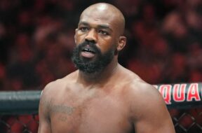 Ce-combattant-de-lUFC-323-pensait-&ecirc;tre-la-raison-pour-laquelle-Jon-Jones-&eacute;tait-parti-chez-les-poids-lourds