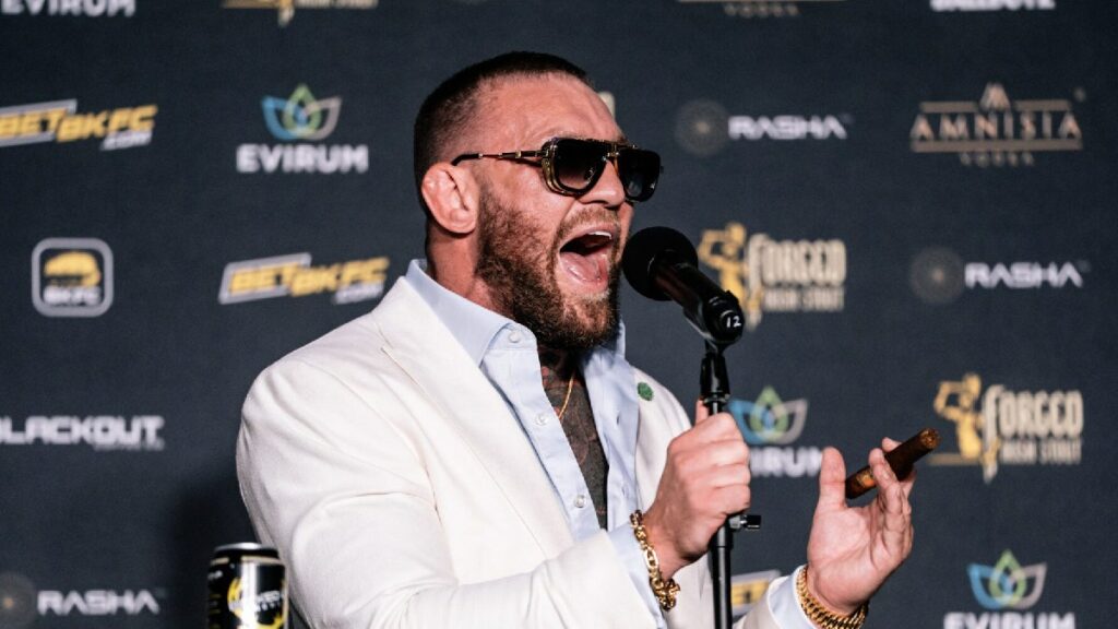 Conor McGregor se moque de Jake Paul