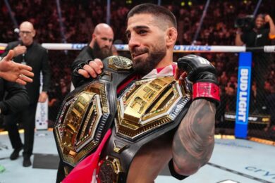 Ilia-Topuria-Urijah-Faber-triple-champion-ufc-mma-in&eacute;dit-exploit-historique