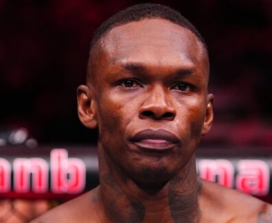 Israel-Adesanya-t&eacute;moignage-p&eacute;riode-sombre-combattant-ufc-mma