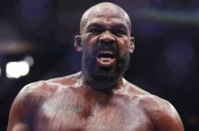 Joe-Rogan-trouve-scandaleux-que-Jon-Jones-ne-soit-pas-présent-à-lUFC-Maison-Blanche