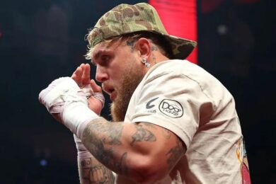 Michael Bisping se demande si Jake Paul voudra remettre les pieds sur un ring apr&egrave;s son combat