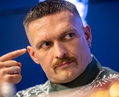 Oleksandr-Usyk-avis-combat-Anthony-Joshua-Jake-Paul-boxe