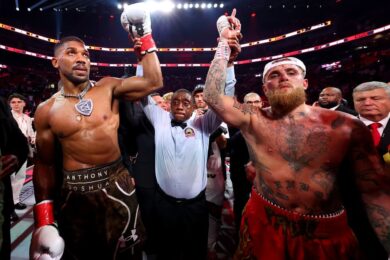 anthony-joshua-jake-paul-hommage-boxe