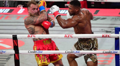 joshua-paul-reaction-adesanya-boxe