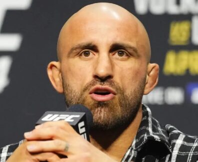 Alexander-Volkanovski-Rumeur-R&eacute;ponse-Retraite