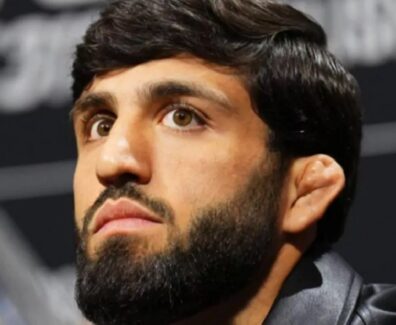 Arman-Tsarukyan-Forfait-Islam-Makhachev-Temps