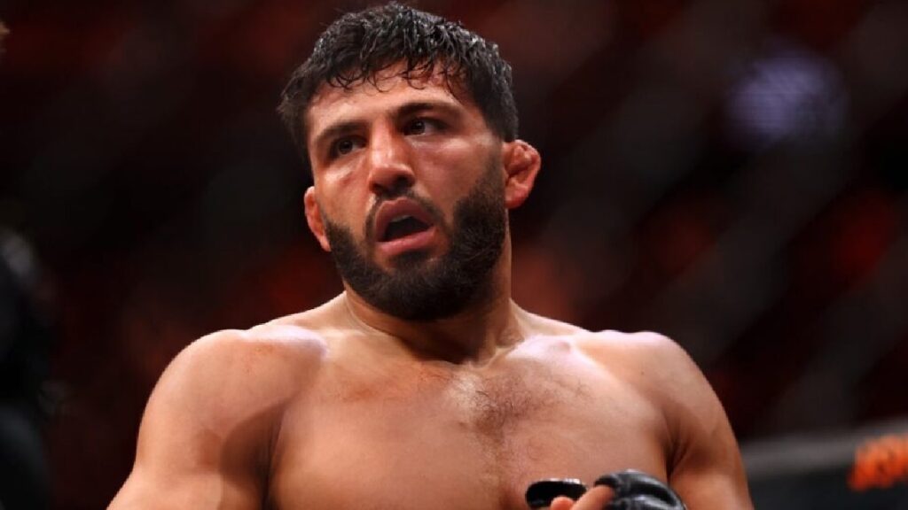 Arman Tsarukyan mis en garde par son prochain adversaire : "c'est totalement diff&eacute;rent"