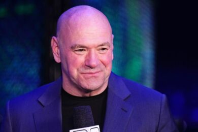 Dana-White-signe-une-l&eacute;gende-Boxe