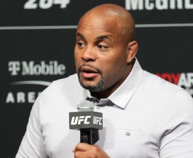Daniel-Cormier-attaque-cat&eacute;gorie-lourds-l&eacute;ger-niveau-faible-ufc