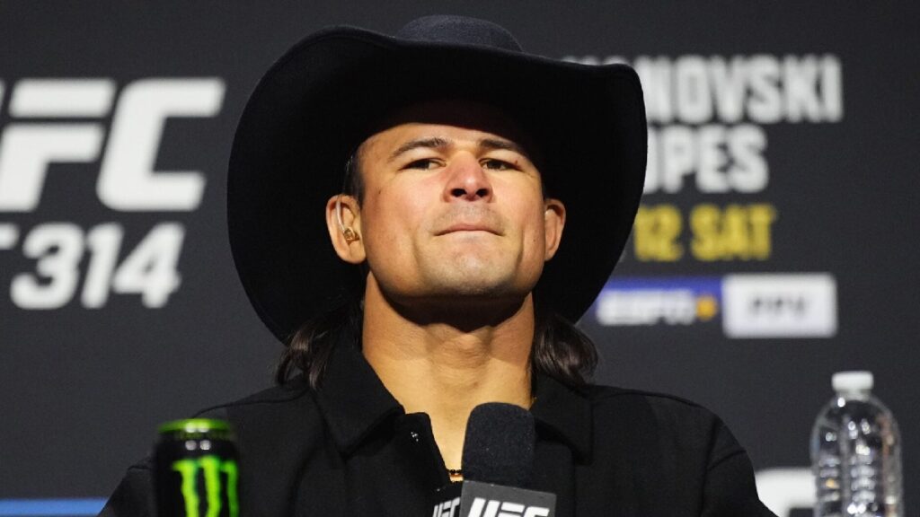 Diego Lopes annonce avoir fait des changements apr&egrave;s son premier combat face &agrave; Volkanovski