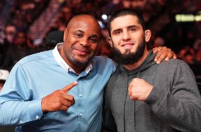 Islam-Makhachev-analyse-combat-lutte-Daniel Cormier-Jon Jones-ufc