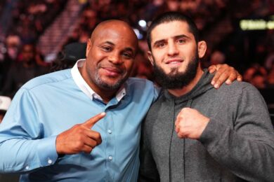 Islam-Makhachev-analyse-combat-lutte-Daniel Cormier-Jon Jones-ufc