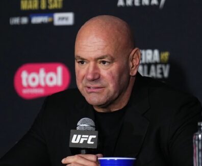 UFC-Dana-White-veut-mettre-fin-aux-lutteurs-ennuyeux-contr&ocirc;le-blocage-combat-Tim-Welch-mma