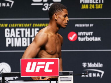 frayeur-UFC-324-combattant-effondre-pes&eacute;e