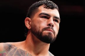 Anthony-Hernandez-R&eacute;action-d&eacute;faite-vs-Sean-Strickland