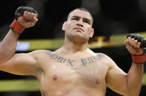 Cain-Velasquez-sortie-prison-jugement-f&eacute;vrier-libre-ufc-mma