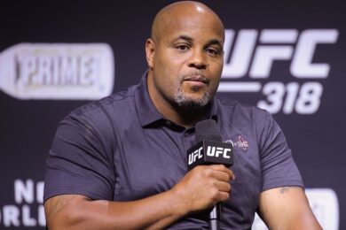 Daniel-Cormier-choisis-GOAT-cat&eacute;gories