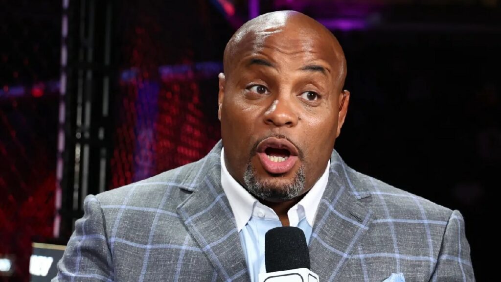 Une analyse pertinente de la situation, sachant qu&rsquo;un seul Am&eacute;ricain figure actuellement dans le classement UFC pound-for-pound. 'DC' a tailleur profit&eacute; de l'interview pour d&eacute;sign&eacute; son GOAT ultime &agrave; l'UFC