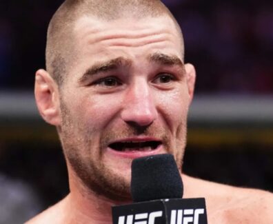 Entra&icirc;neur-Sean-Strickland-r&eacute;action-sparring-Khamzat-Chimaev