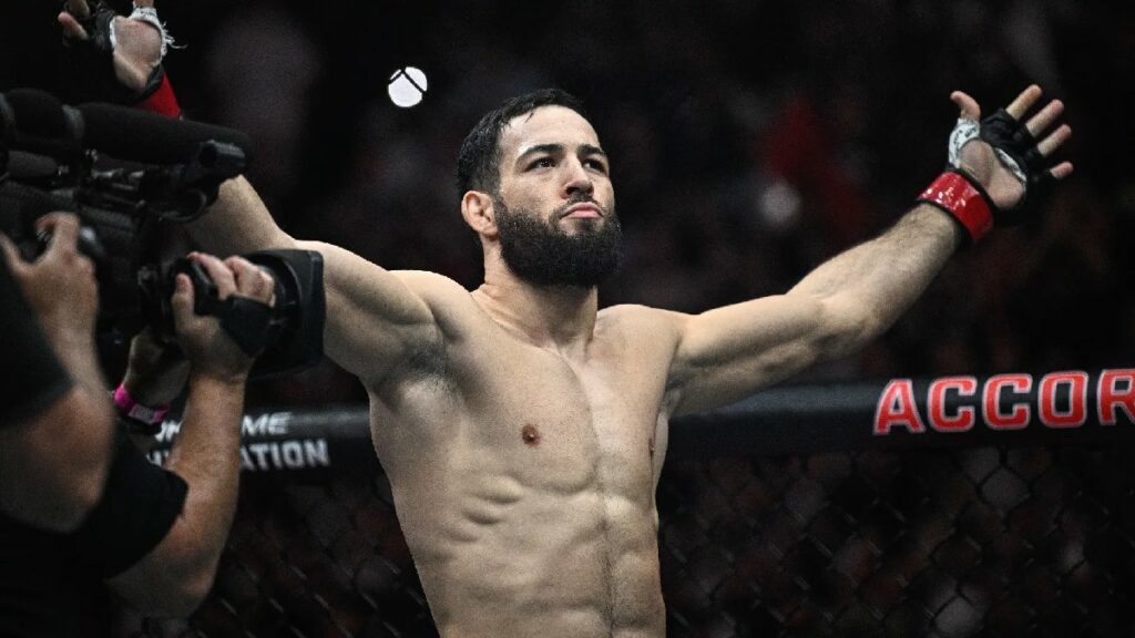 Nassourdine Imavov répond sèchement à Sean Strickland après une nouvelle provocation