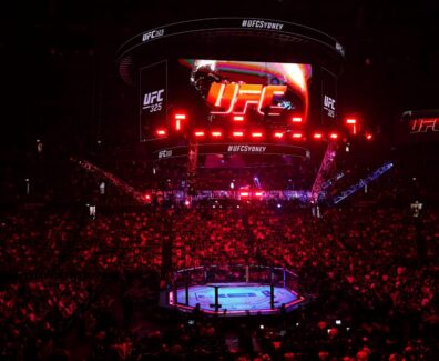 UFC-vire-un-poids-lourds-class&eacute;
