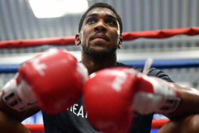 anthony-joshua-mma-islam-makhachev