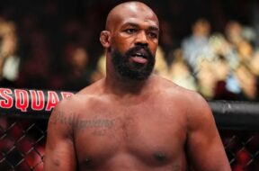 jon-jonoes-reagit-blessure