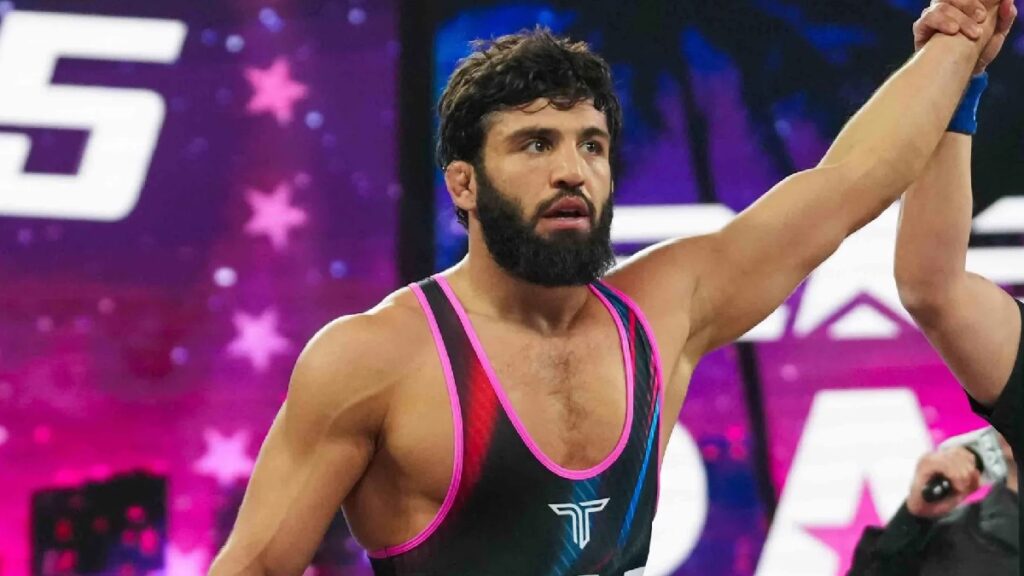 Arman Tsarukyan combattra dans 10 jours malgr&eacute; la bagarre g&eacute;n&eacute;rale provoqu&eacute;e lors de son dernier combat de grappling