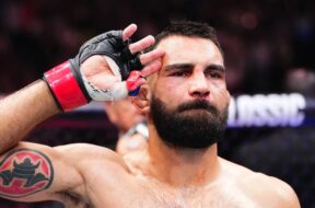 Beno&icirc;t-Saint-Denis-retour-Charles-Oliveira-juillet-BMF-ufc-mma