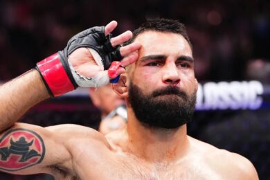 Beno&icirc;t-Saint-Denis-retour-Charles-Oliveira-juillet-BMF-ufc-mma