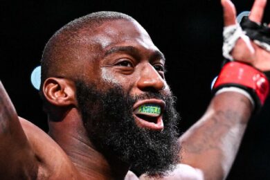 C&eacute;dric-Doumb&eacute;-tease-retour-story-Instagram-PFL-mma