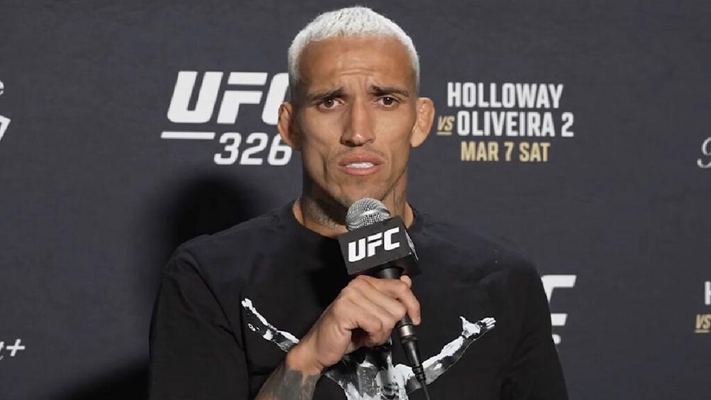 Charles Oliveira parle de la suite de sa carri&egrave;re