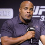 Daniel Cormier d&eacute;signe le plus grand combat que l&rsquo;UFC puisse organiser&nbsp;