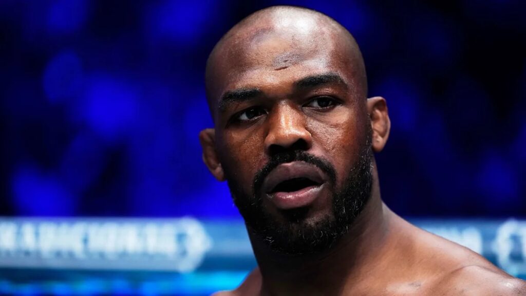 Daniel Cormier r&eacute;agit au conflit entre Jon Jones et l'UFC