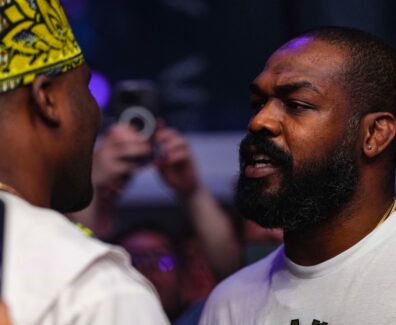 Francis-Ngannou-d&eacute;fend-Jon-Jones-traitement-UFC-GOAT-mma