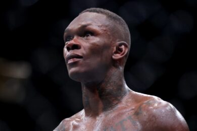 Israel-Adesanya-critique-inactivit&eacute;-champion-Khamzat-Chimaev-middleweights-ufc